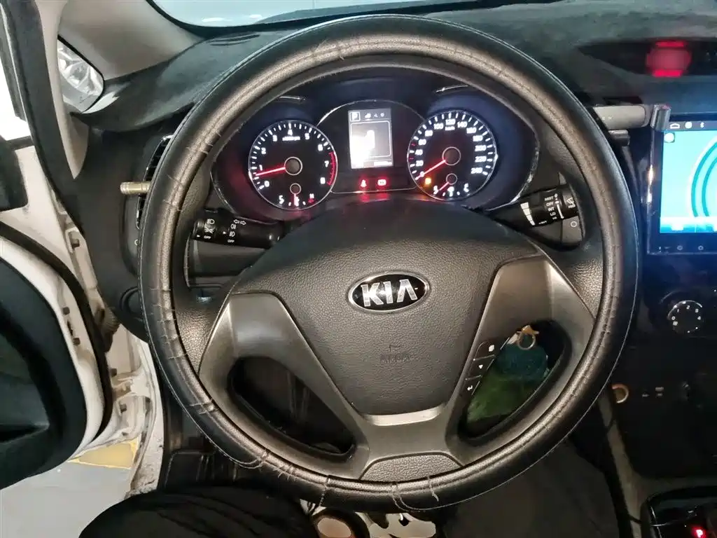 Kia K3 2016 1.6L Automatic GL фото 11