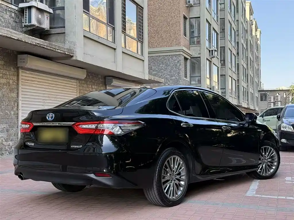 Toyota Camry 2019 Hybrid 2.5HG Luxury Edition China V фото 8