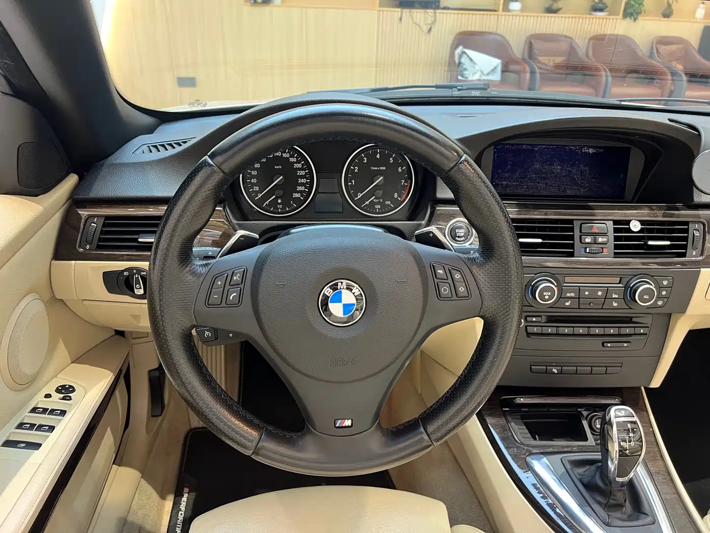 BMW 3 Series (Import) 2011 335i Convertible Coupe фото 17