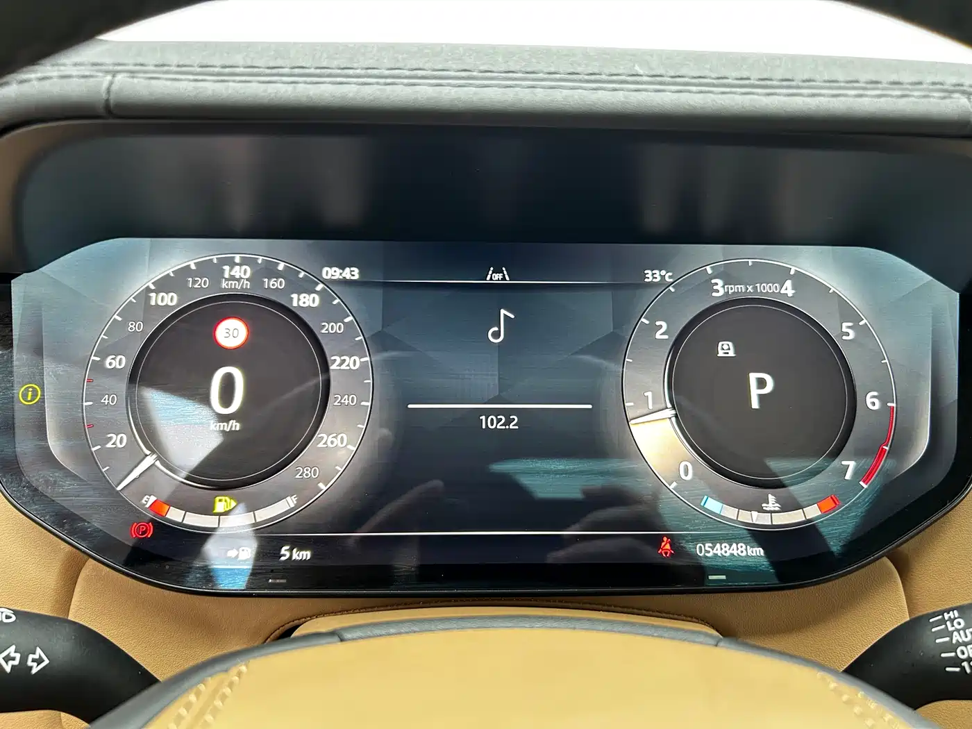Land Rover Range Rover 2024 3.0 L6 360PS Golden Age Edition фото 8