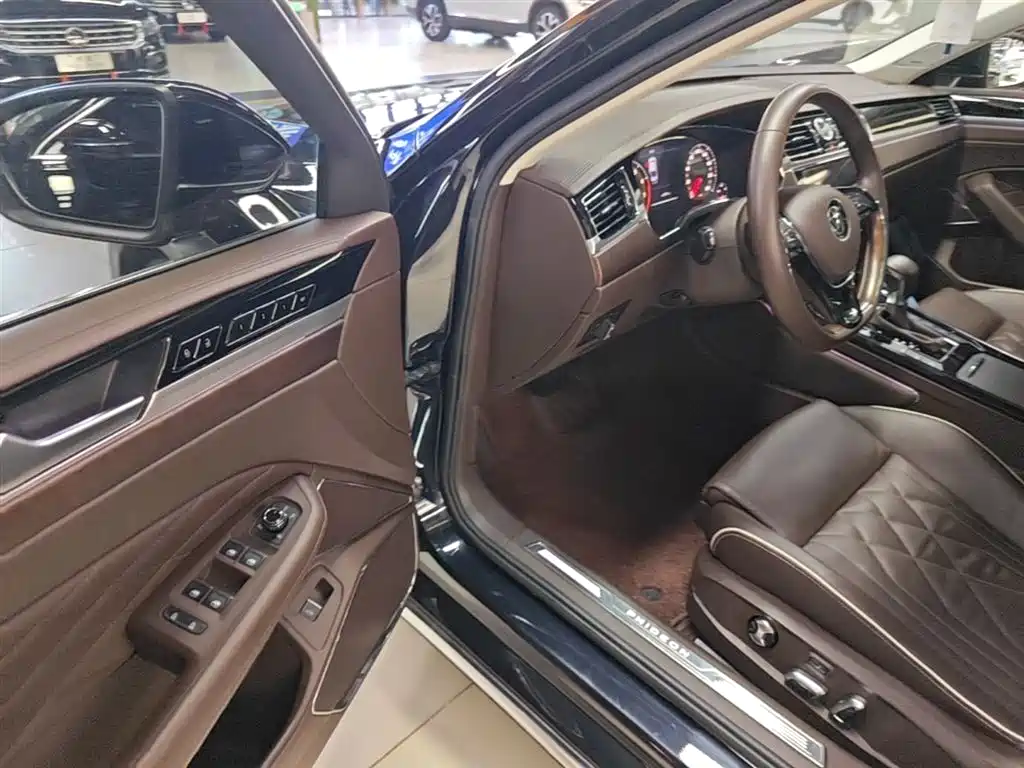Volkswagen Phideon 2021 380TSI Premium Edition фото 16