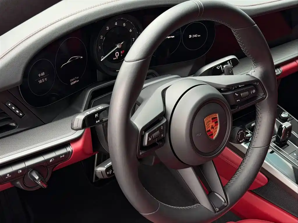 Porsche 911 2023 Carrera 3.0T фото 21