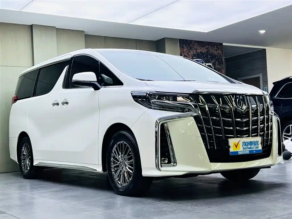 Toyota Alphard 2021 Hybrid 2.5L Ultimate фото 3