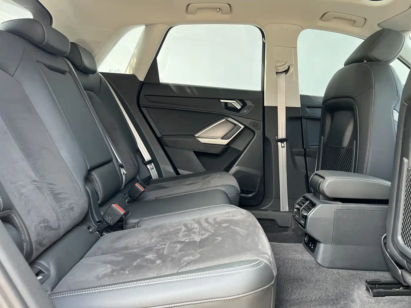 Audi Q3 2023 35 TFSI Fashion Dynamic (1.4T) фото 6