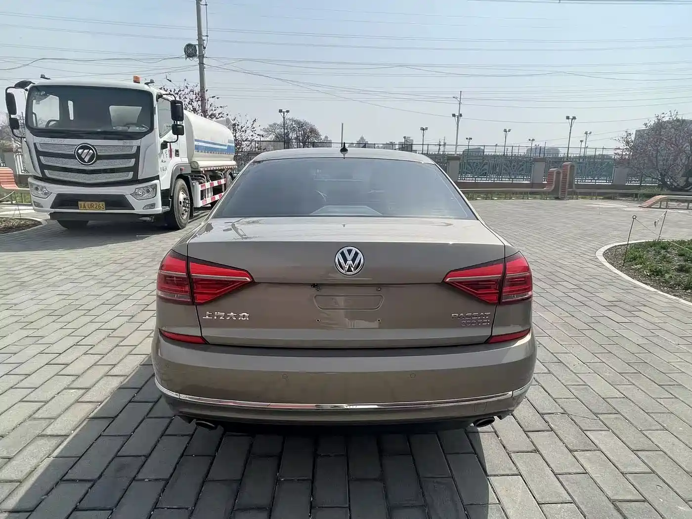 Volkswagen Passat 2016 330TSI DSG Honor Edition фото 6