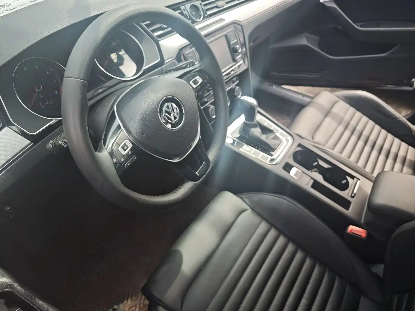 Volkswagen Magotan 2019 330TSI DSG Leading China VI фото 33