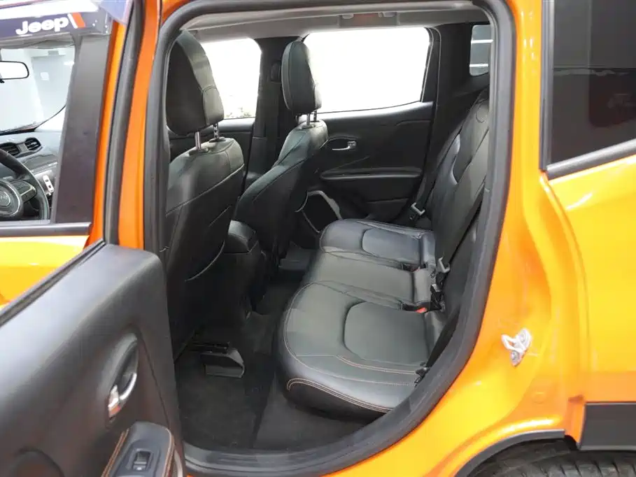 JEEP FREEMAN