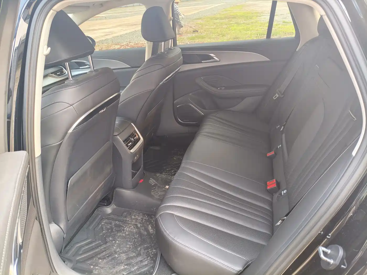 Hongqi H5 2023 1.5T DCT Smart Connect Joy Edition фото 9