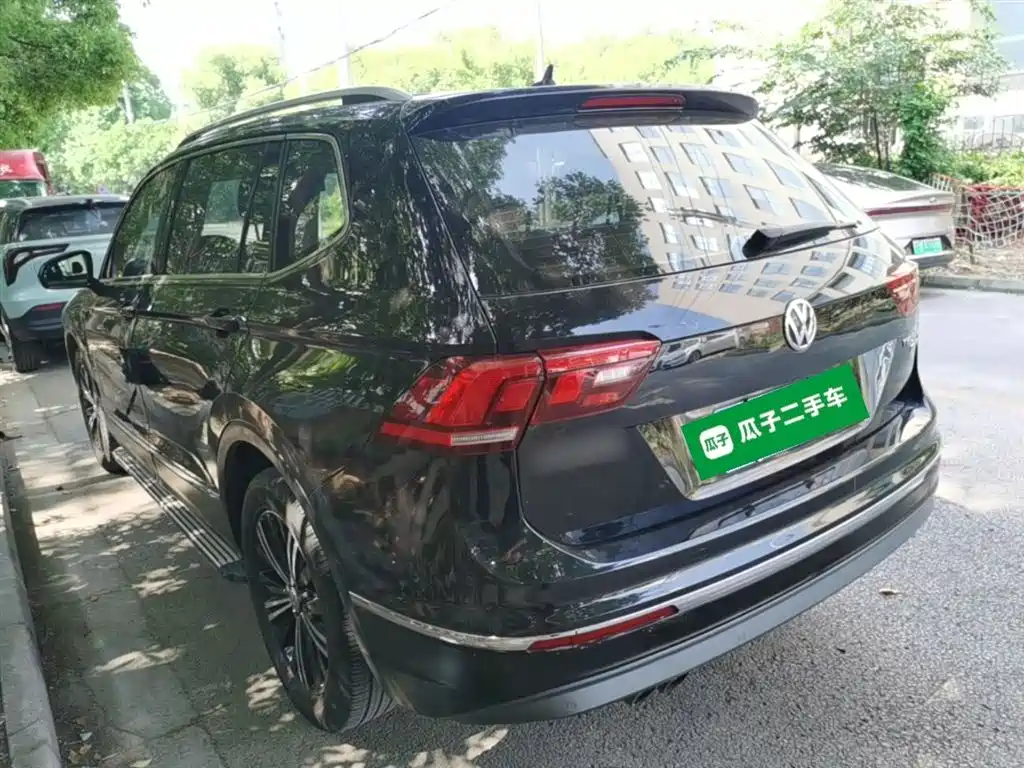 Volkswagen Tiguan L 2019 330TSI Automatic 2WD Panorama Comfort Edition China VI фото 5