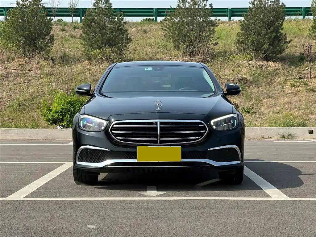  E CLASS