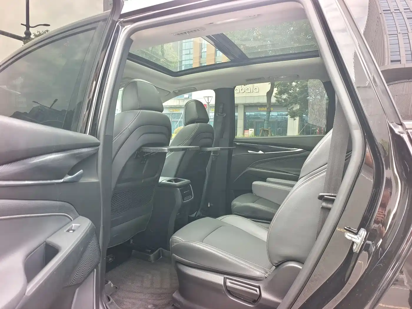 SAIC Maxus Maxus G50 2023 PLUS 1.5T Automatic Escort Edition фото 6
