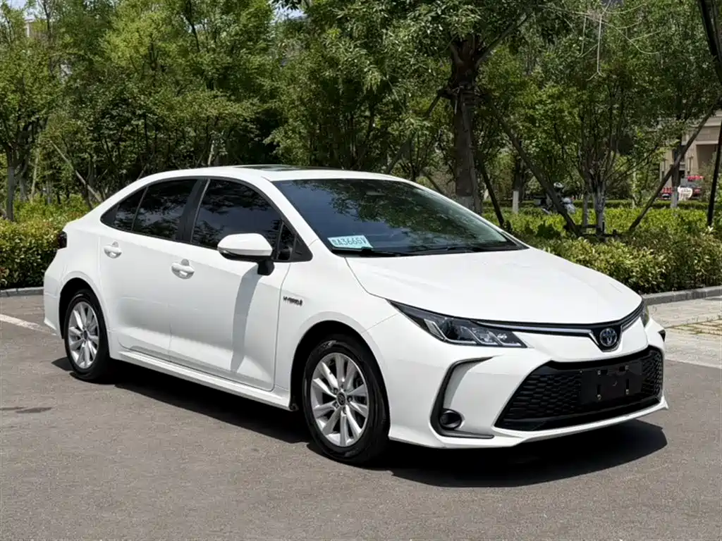 Toyota Corolla 2023 1.8L Smart Hybrid Dual Engine Elite Edition фото 6