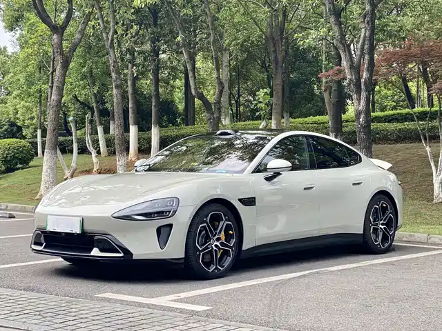 XIAOMI CAR XIAOMI SU7