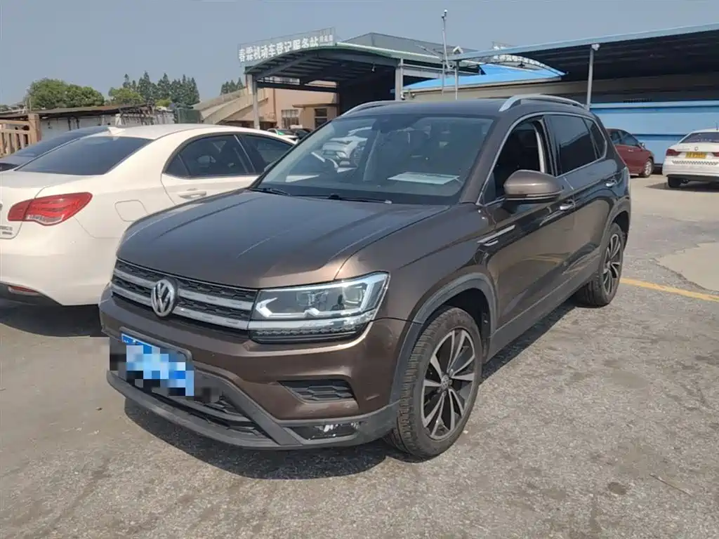 Volkswagen Tharu 2019 280TSI 2WD Luxury Edition China V фото 3