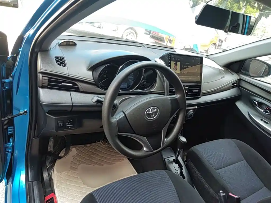 Toyota YARiS L Zhi Xuan 2015 1.5E Auto Charming Edition фото 10