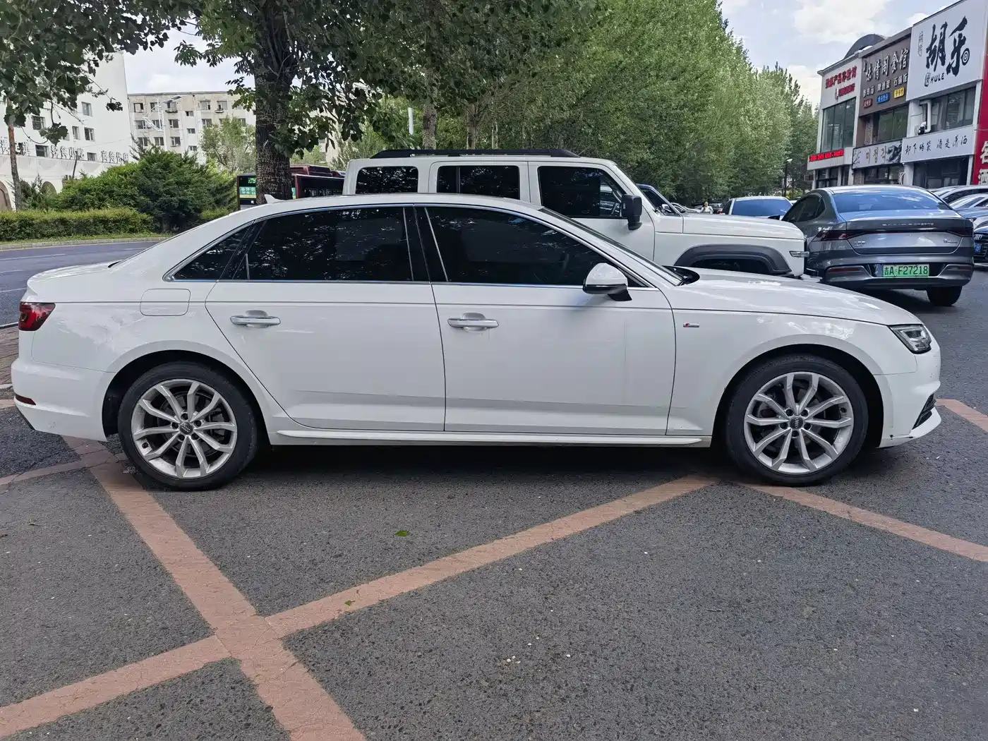 Audi A4L 2018 30th Anniversary 40 TFSI Fashion фото 4