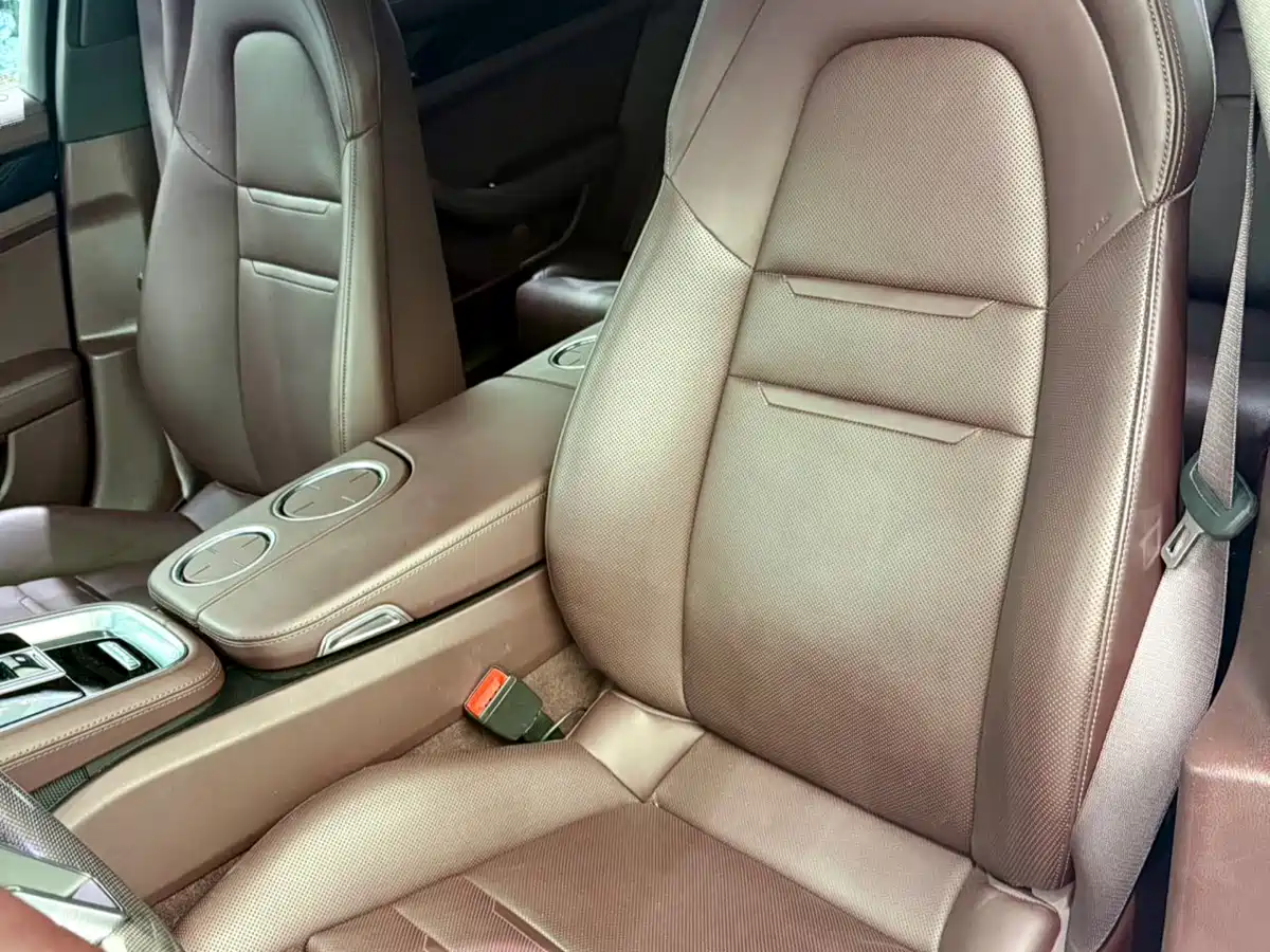 Porsche Panamera 2019 Panamera 4 Executive Long Wheelbase 2.9T фото 16