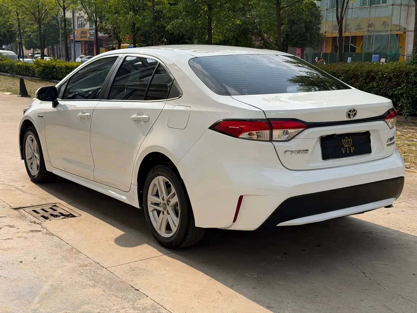 Toyota Levin 2022 Dual Engine 1.8H E-CVT Leading Edition фото 6