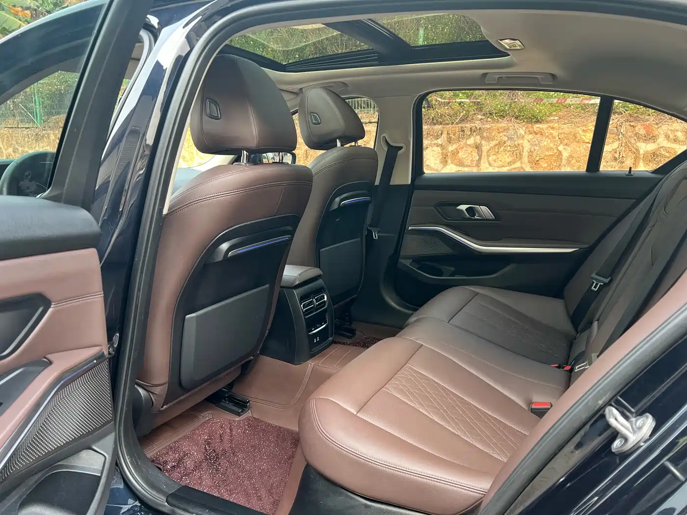 BMW 3 Series 2022 325Li M Sport Package фото 6