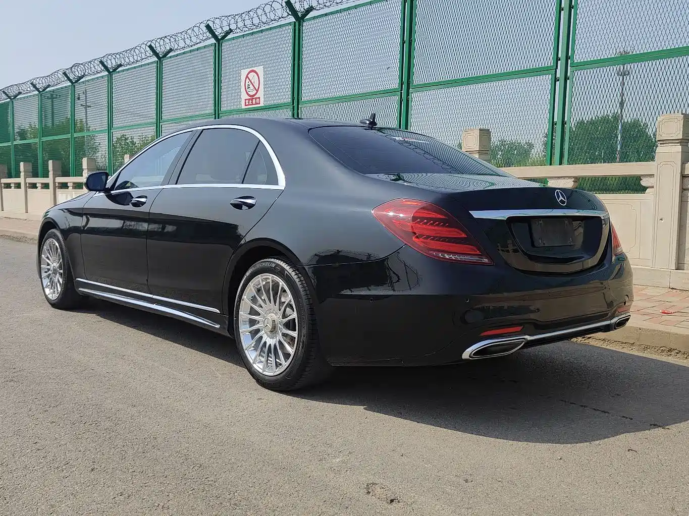 Mercedes-Benz S-Class 2016 S 320 L Luxury фото 6