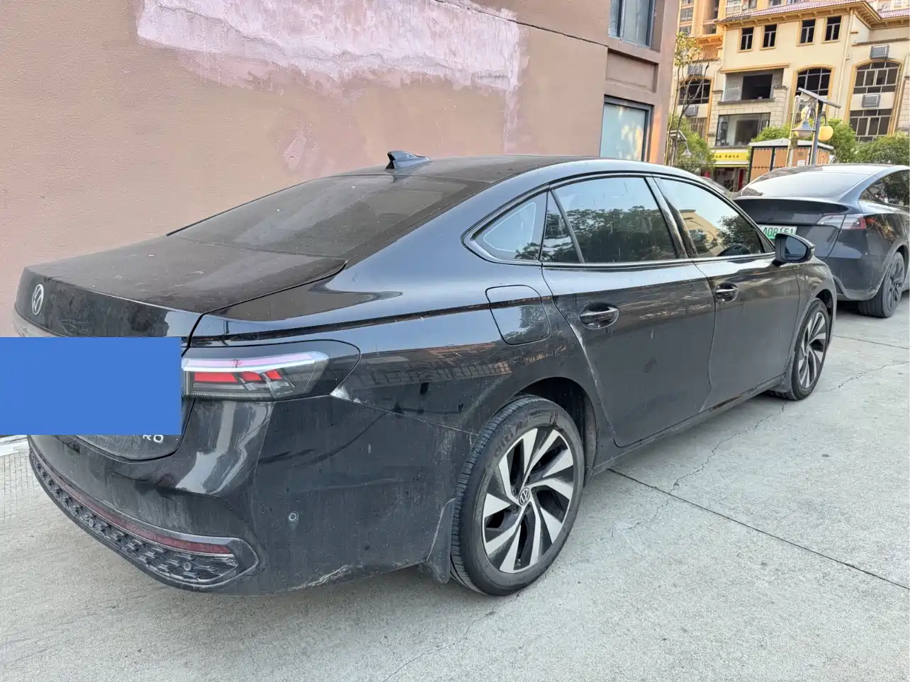 Volkswagen Passat 2025 Pro 380TSI Dragon Fortune Edition фото 3