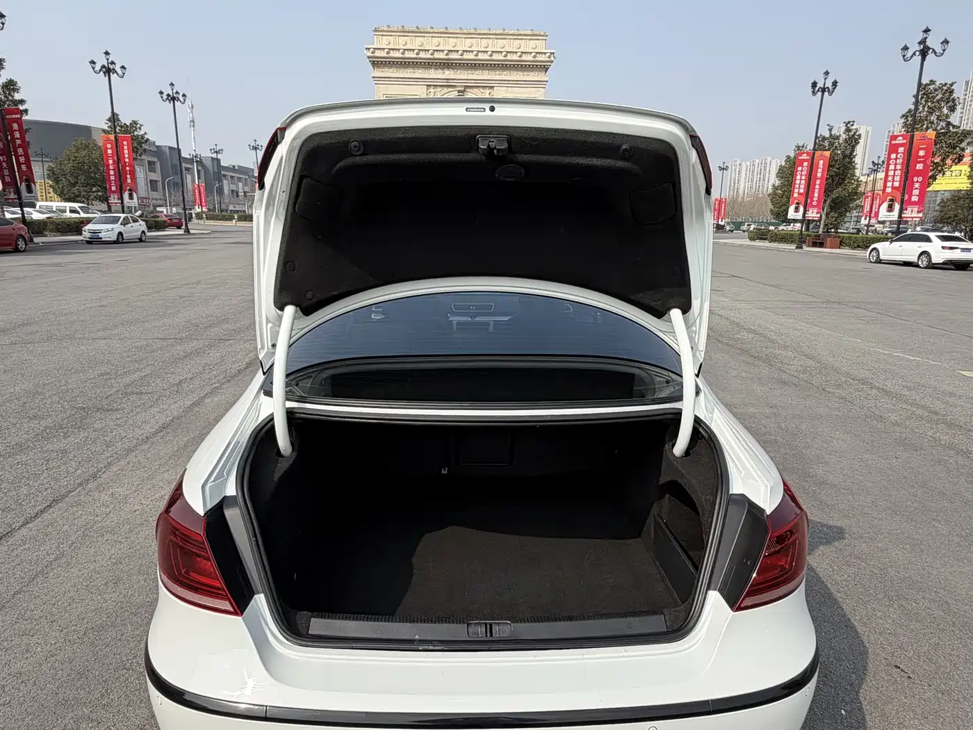 Volkswagen FAW-Volkswagen CC 2016 Model 1.8TSI Premium фото 16