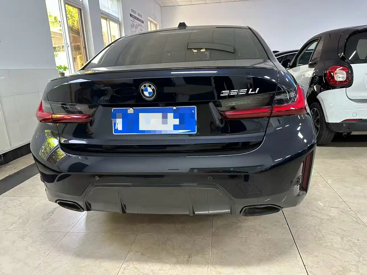 BMW 3 Series 2024 325Li M Sport Shadowline Package фото 15
