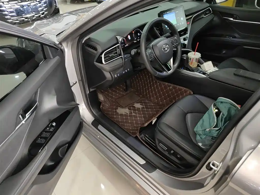 Toyota Camry 2021 2.5S Feng Shang Edition фото 16