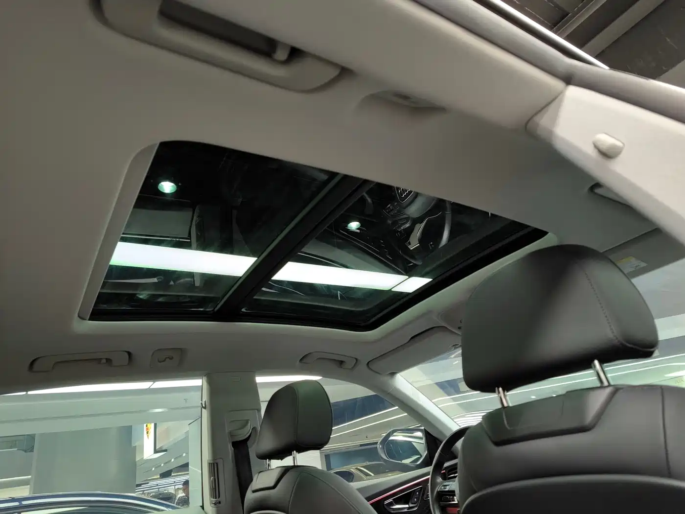 Audi Q8 2022 55 TFSI Luxury Dynamic фото 30