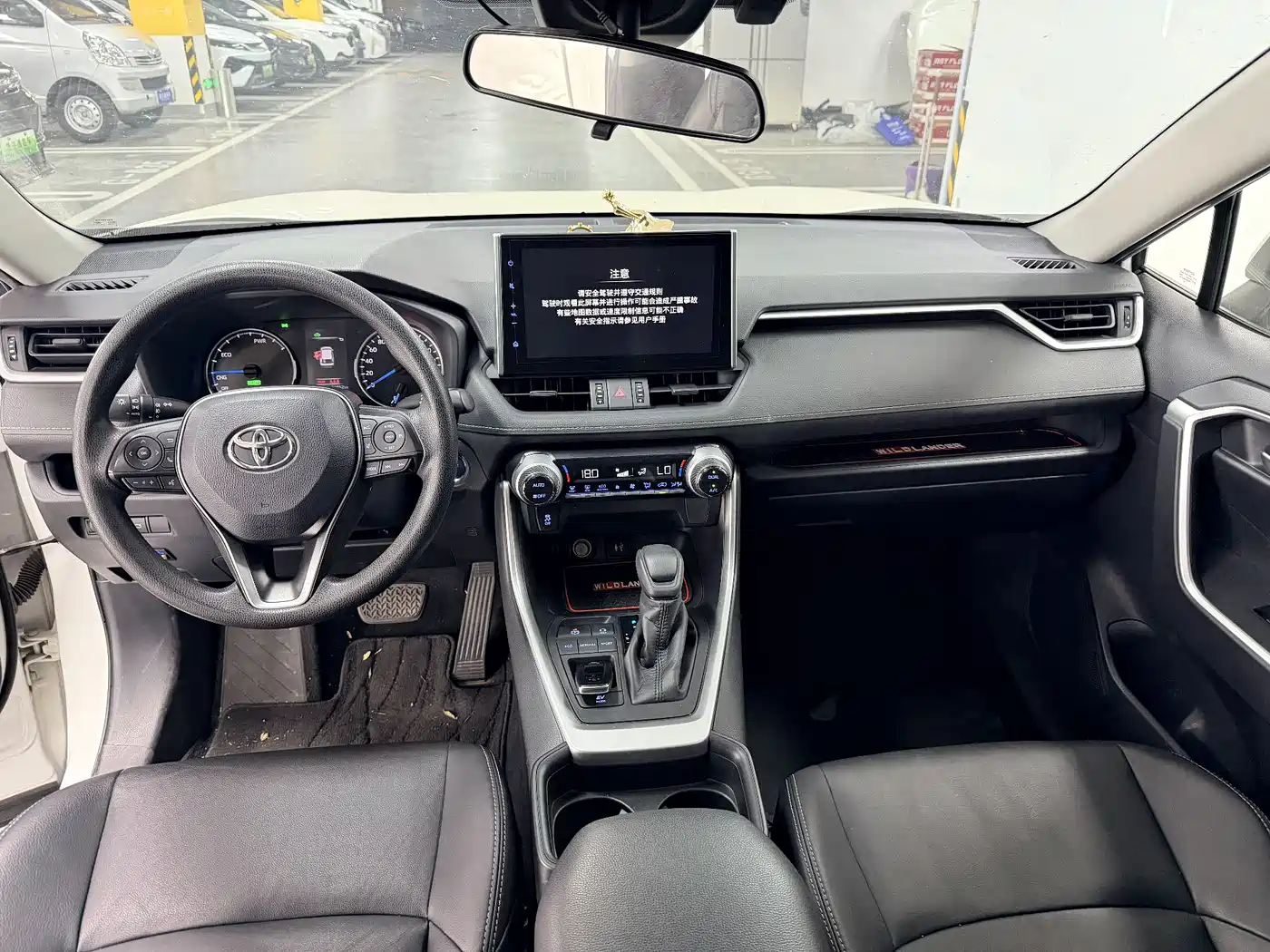 Toyota Wildlander 2020 Dual Engine 2.5L E-CVT FWD Luxury фото 8