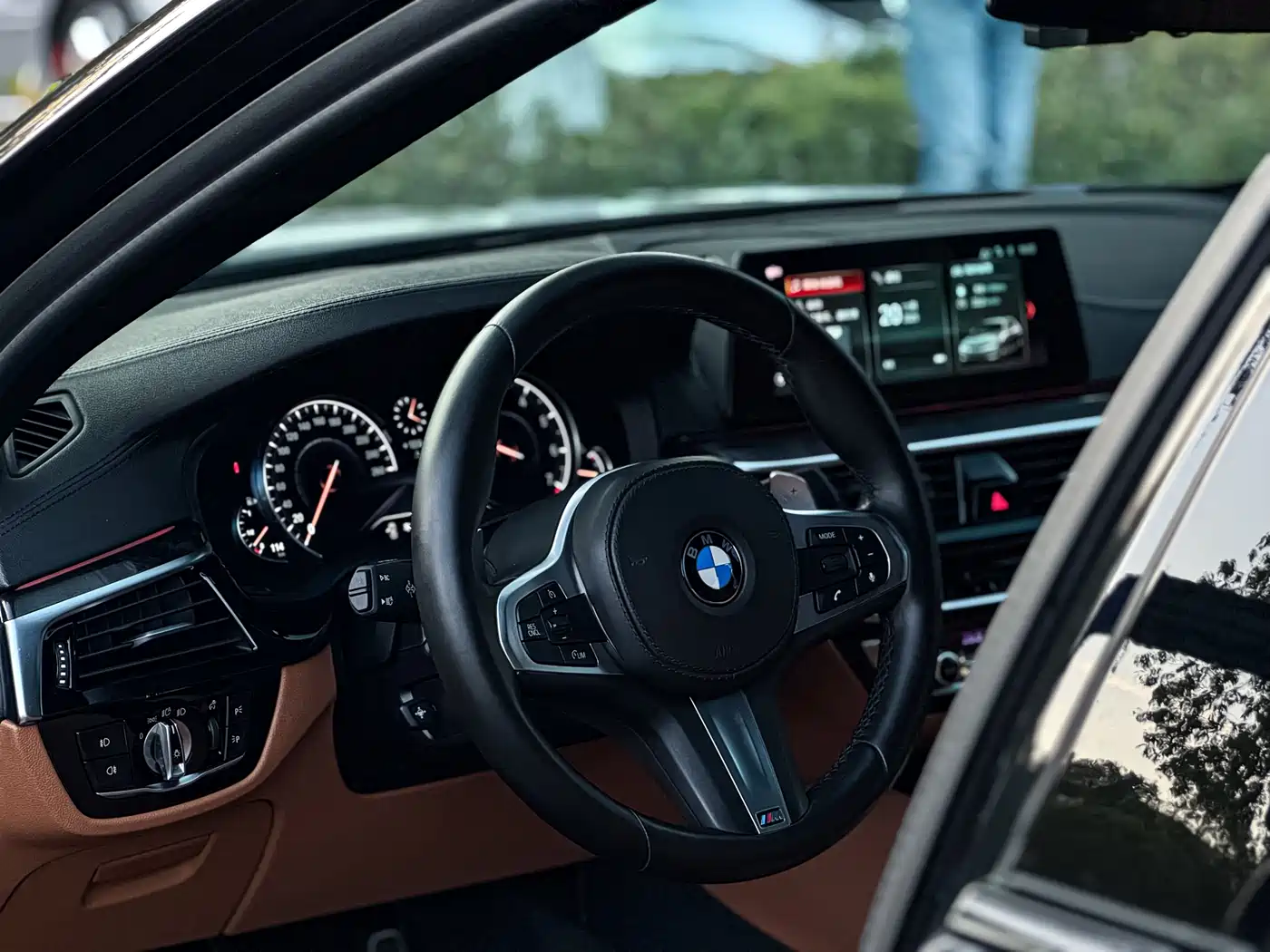 BMW 5 Series 2018 Facelift 530Li Exclusive M Sport Package фото 11