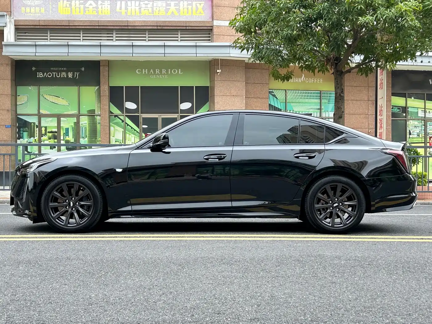CADILLAC CT5
