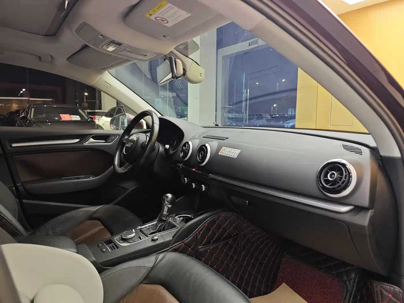 Audi A3 2016 Limousine 40 TFSI Style фото 31
