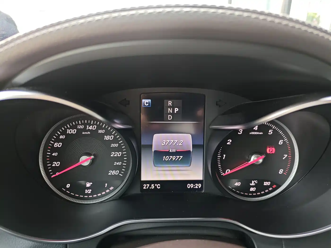 Mercedes-Benz GLC 2019 GLC 260 4MATIC Luxury фото 16