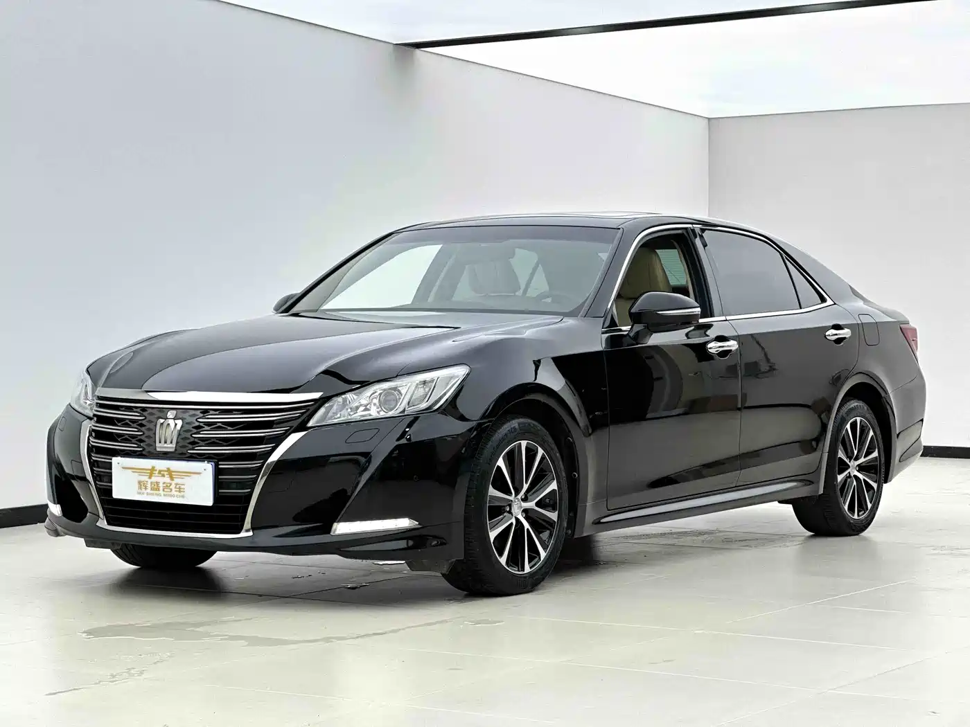 Toyota Crown 2018 2.0T Fashion Edition