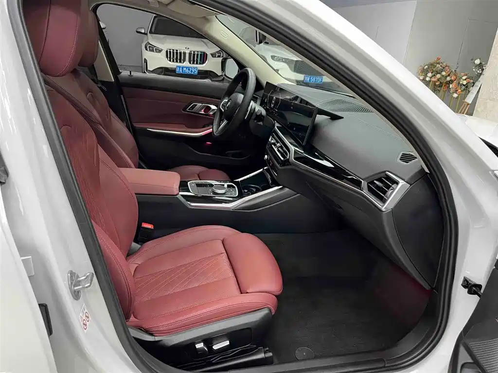 BMW 3 Series 2023 320Li M Sport Package фото 13