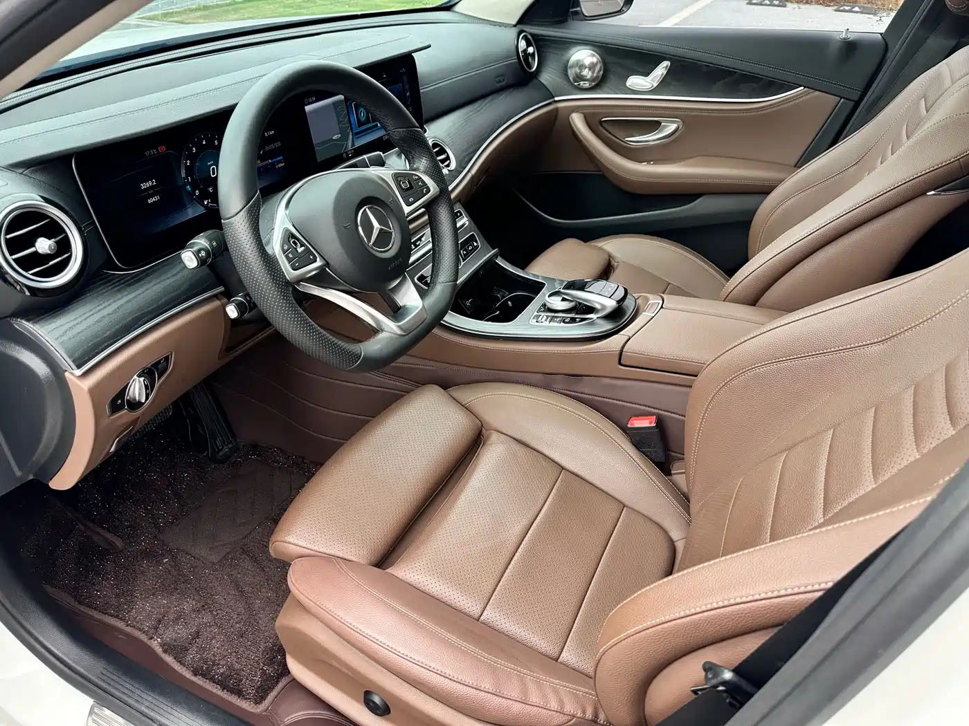 Mercedes-Benz E-Class 2018 Facelift E 200 L Sport фото 9