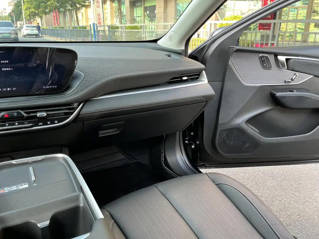 Buick LaCrosse 2023 28T Premium Edition фото 19