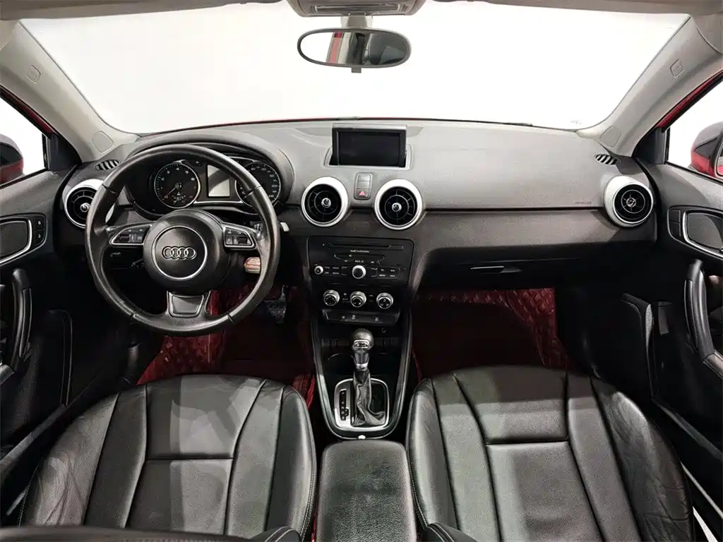Audi A1 2014 2014 30 TFSI Comfort