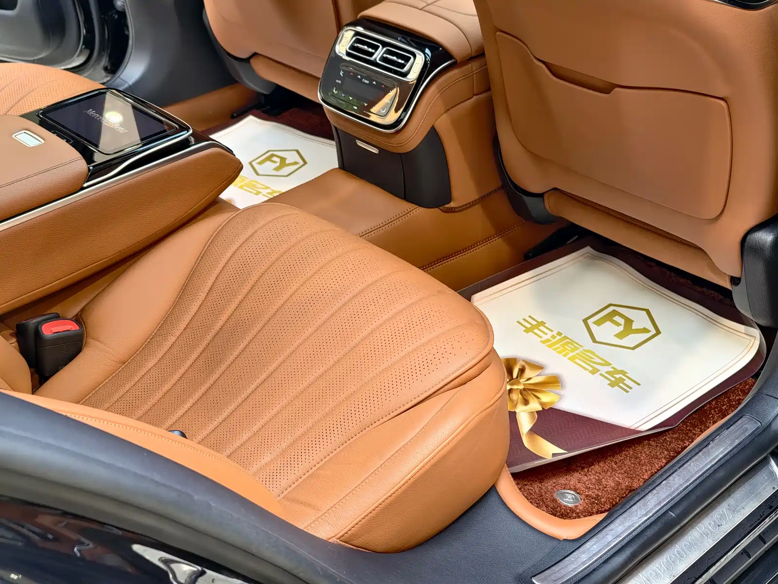 صورة 14 - Mercedes-Benz S-Class