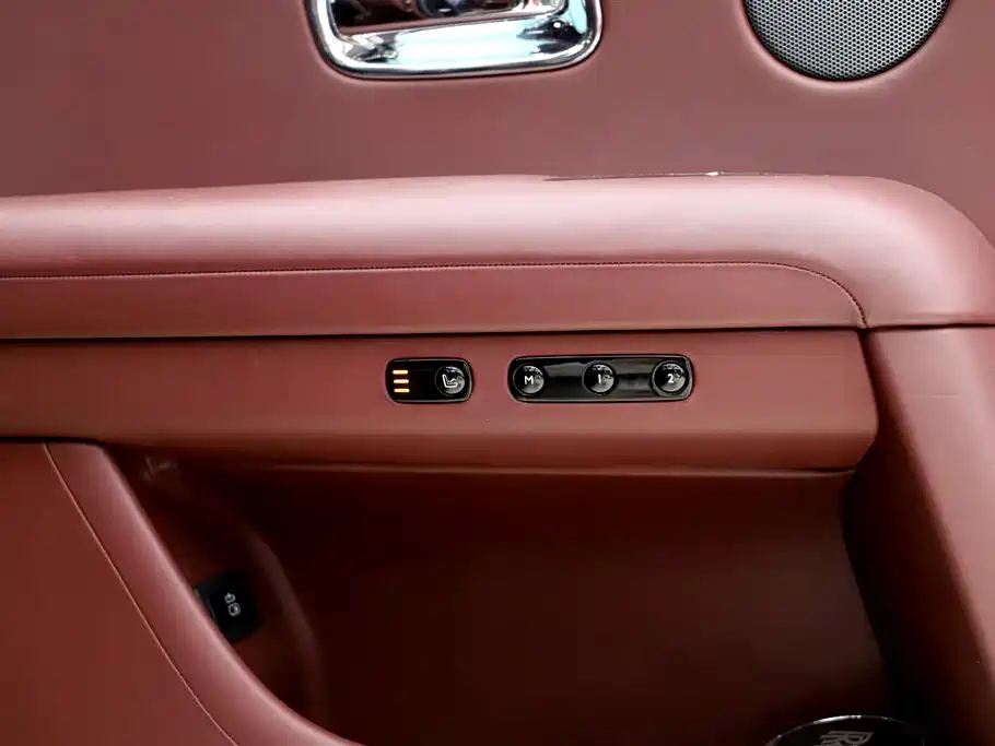 Rolls-Royce Ghost 2021 6.7T Standard Wheelbase фото 23