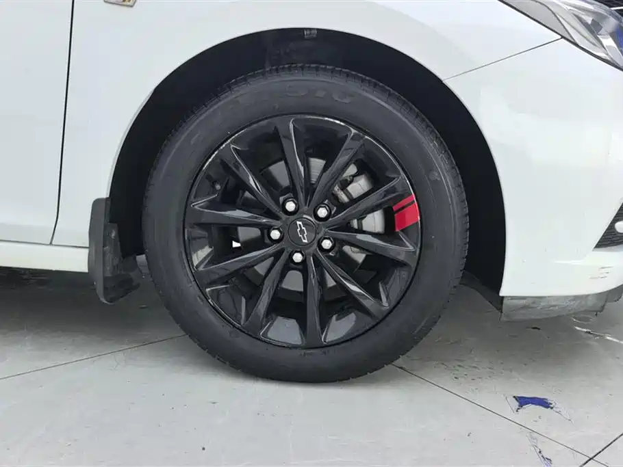 Chevrolet Cruze 2018 Redline 320 Automatic Pioneer Edition фото 6
