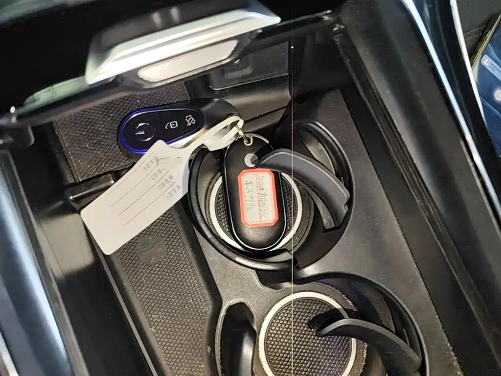 Mercedes-Benz GLC 2023 Facelift GLC 260 L 4MATIC Sport 5-Seater фото 9