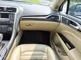 Фото 16 - Ford Mondeo