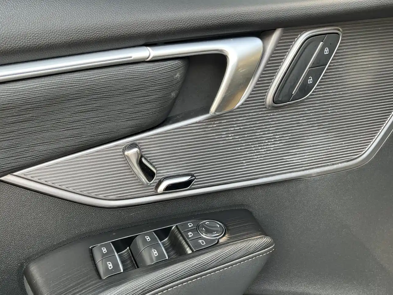 Buick LaCrosse 2023 28T Premium Edition фото 14
