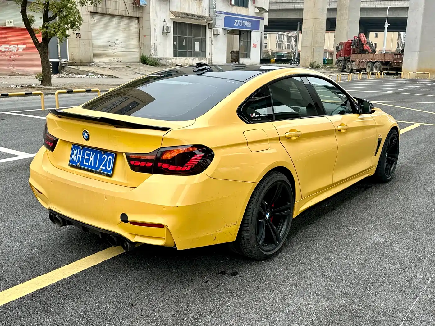 BMW 4 Series 2017 425i Gran Coupe Leading M Sport Package фото 8