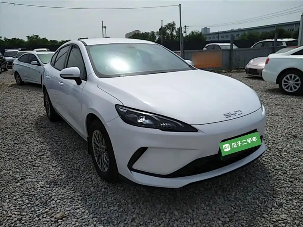BYD Hai Bao 05 DM-i 2025 DM-i Smart Drive Edition 55KM Luxury фото 4