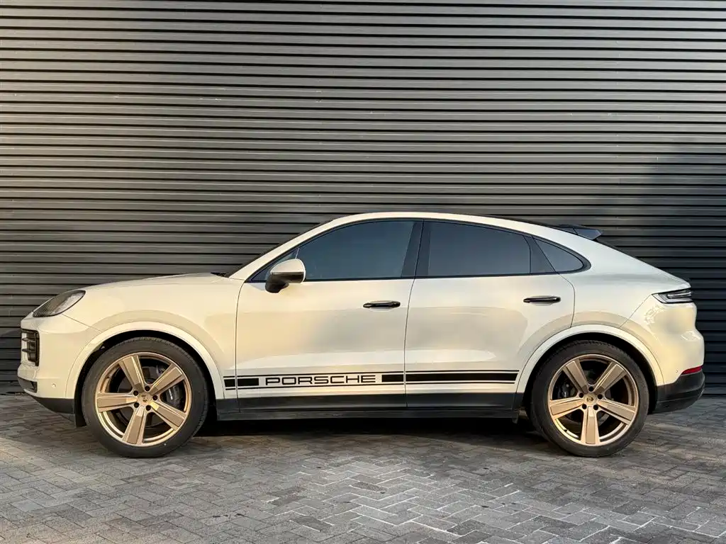 Porsche Cayenne 2024 Cayenne Coupé 3.0T фото 4