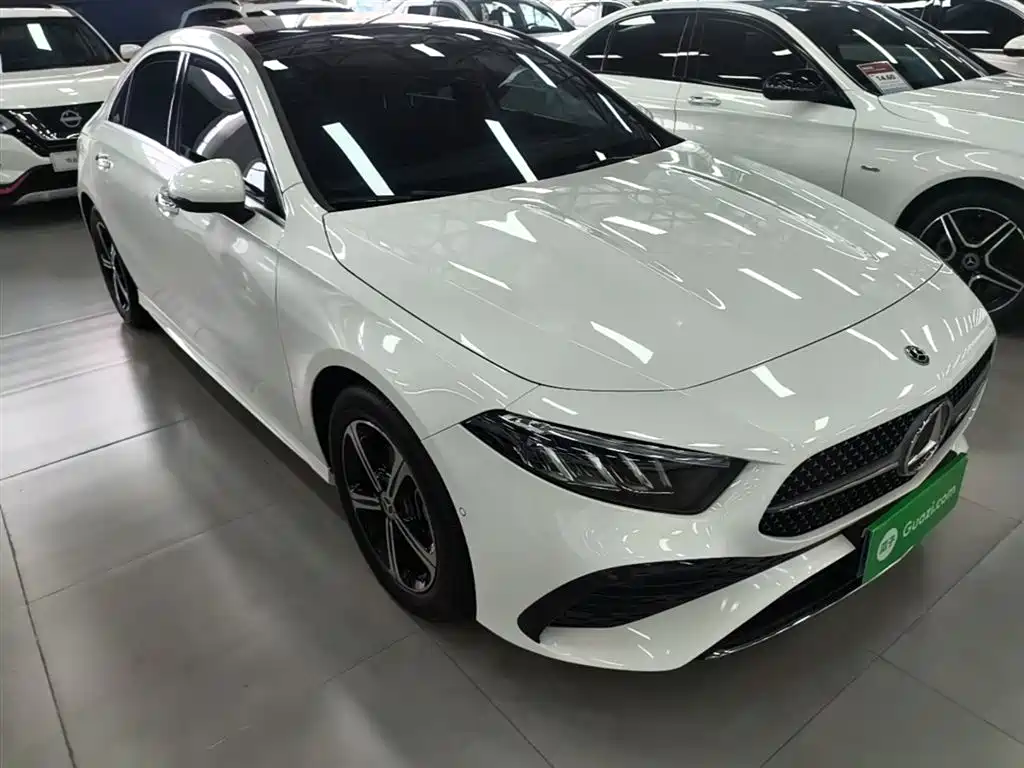 Mercedes-Benz A-Class 2025 A 200 L Fashion Edition фото 4