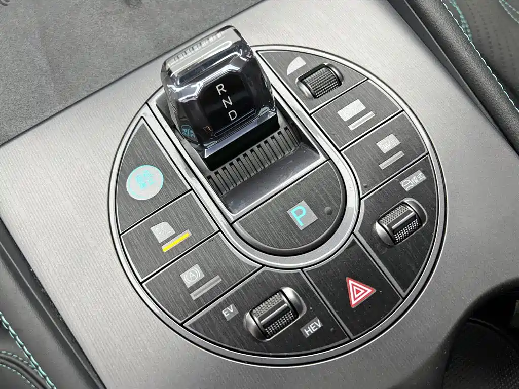 BYD Seal 06 New Energy 2024 DM-i 120KM Flagship фото 18